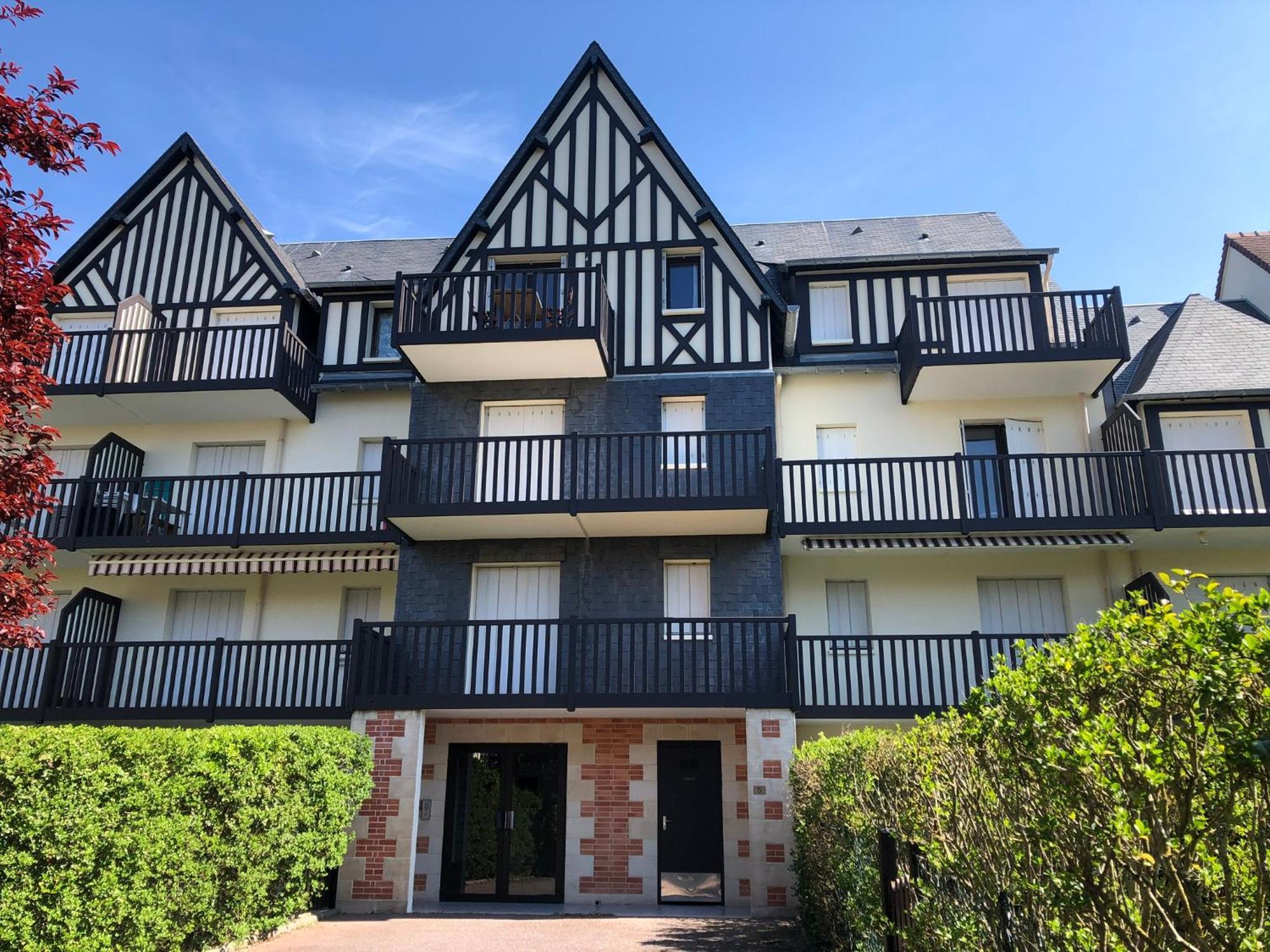 Le Petit Navire - Acces Direct Plage Cabourg Exteriör bild